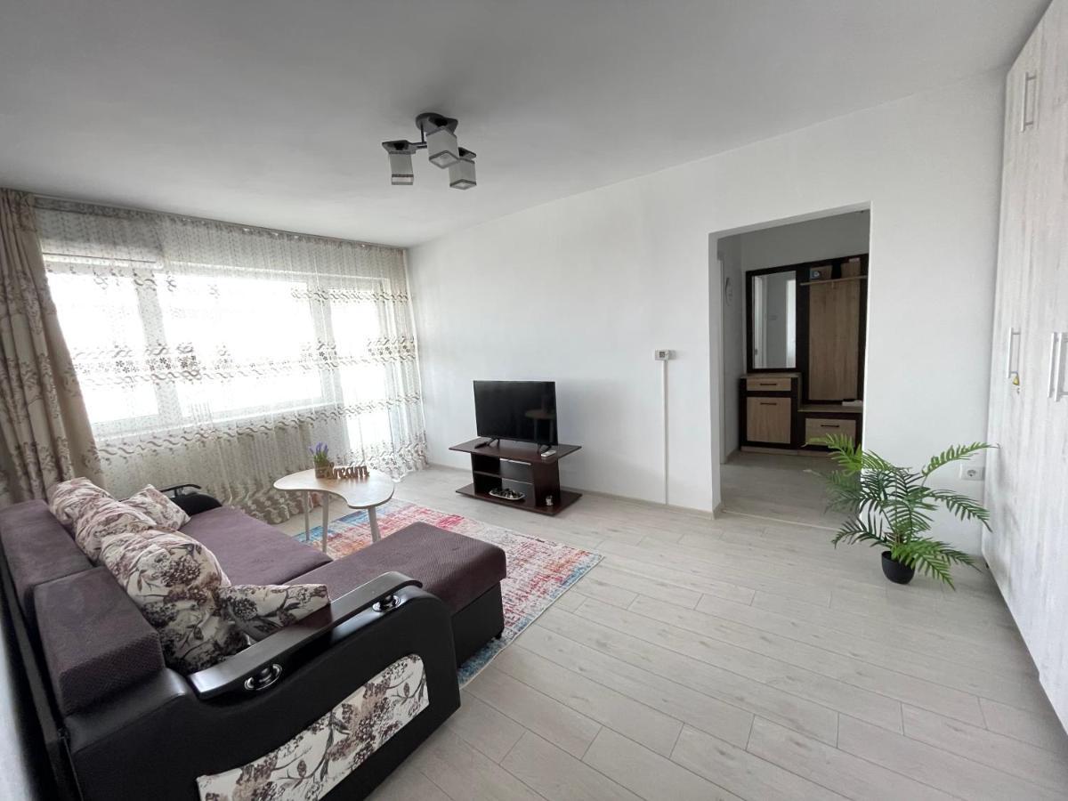 Elite Apartment Targoviste Exterior foto
